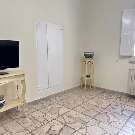 Antica Vista Mare بيت للعطل غالّيبولي