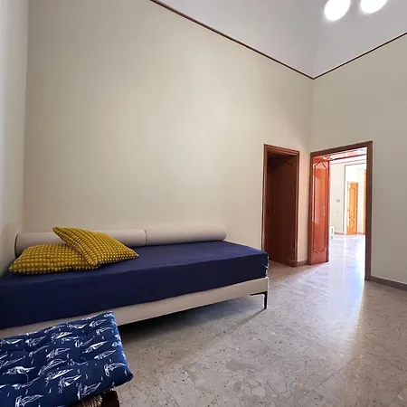 Antica Vista Mare بيت للعطل غالّيبولي