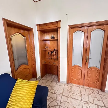 Antica Vista Mare بيت للعطل غالّيبولي